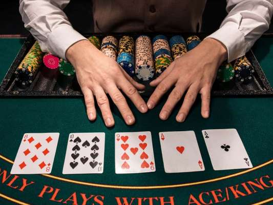 Block bet poker hiệu quả khi có 1 hand dễ bị thua ở river Hitclub