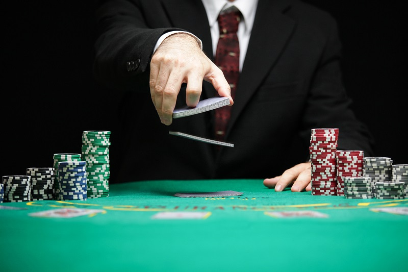 block bet poker tại cổng game Hitclub?